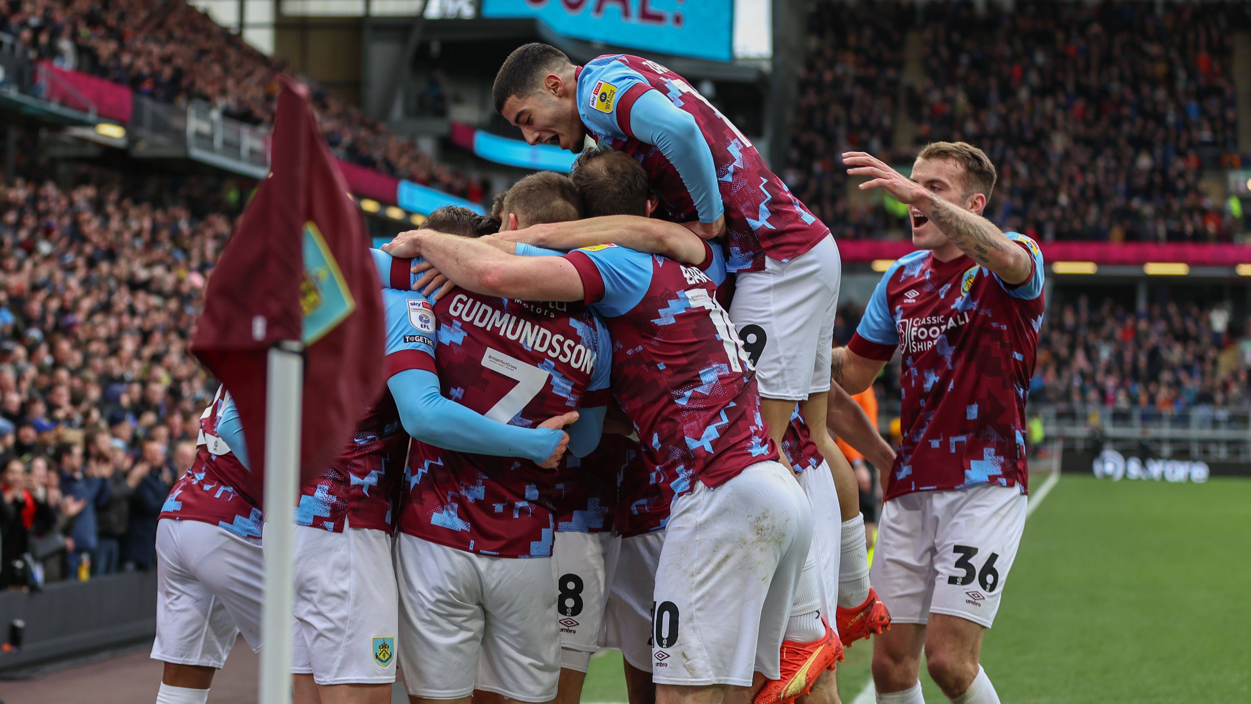 托特纳姆热刺誓取三分,对阵莱切斯特城 托特纳姆热刺誓取三分,对阵莱切斯特城