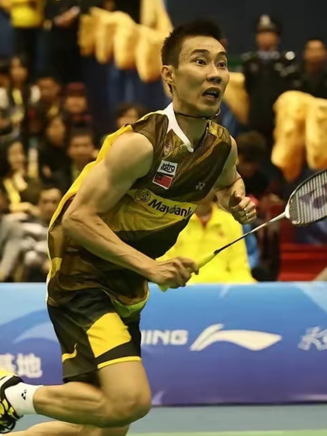 印尼羽毛球队强势中国羽毛球队，李宗伟爆发神勇