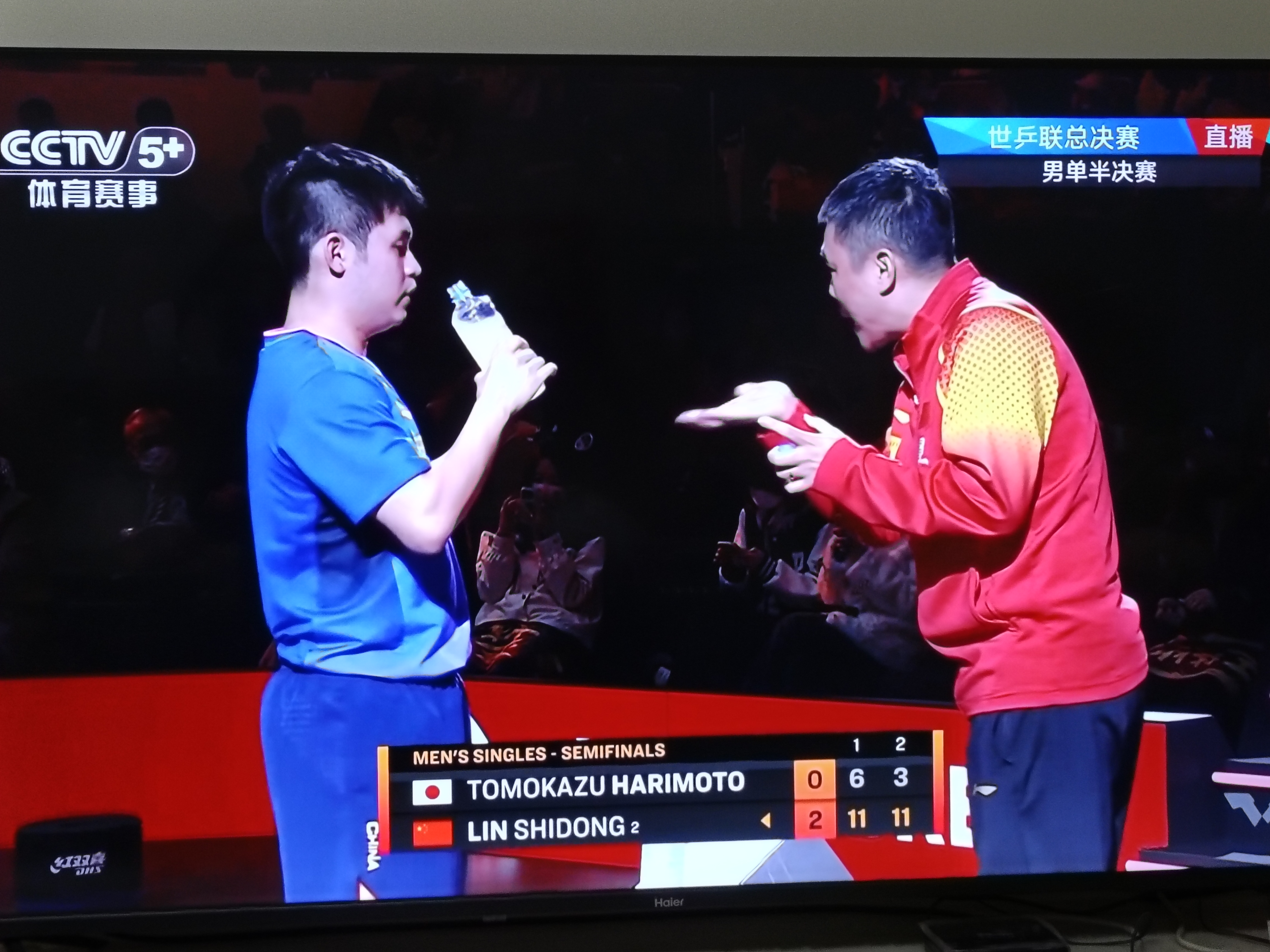 中国队轻取英格兰队，张本智和刷新纪录