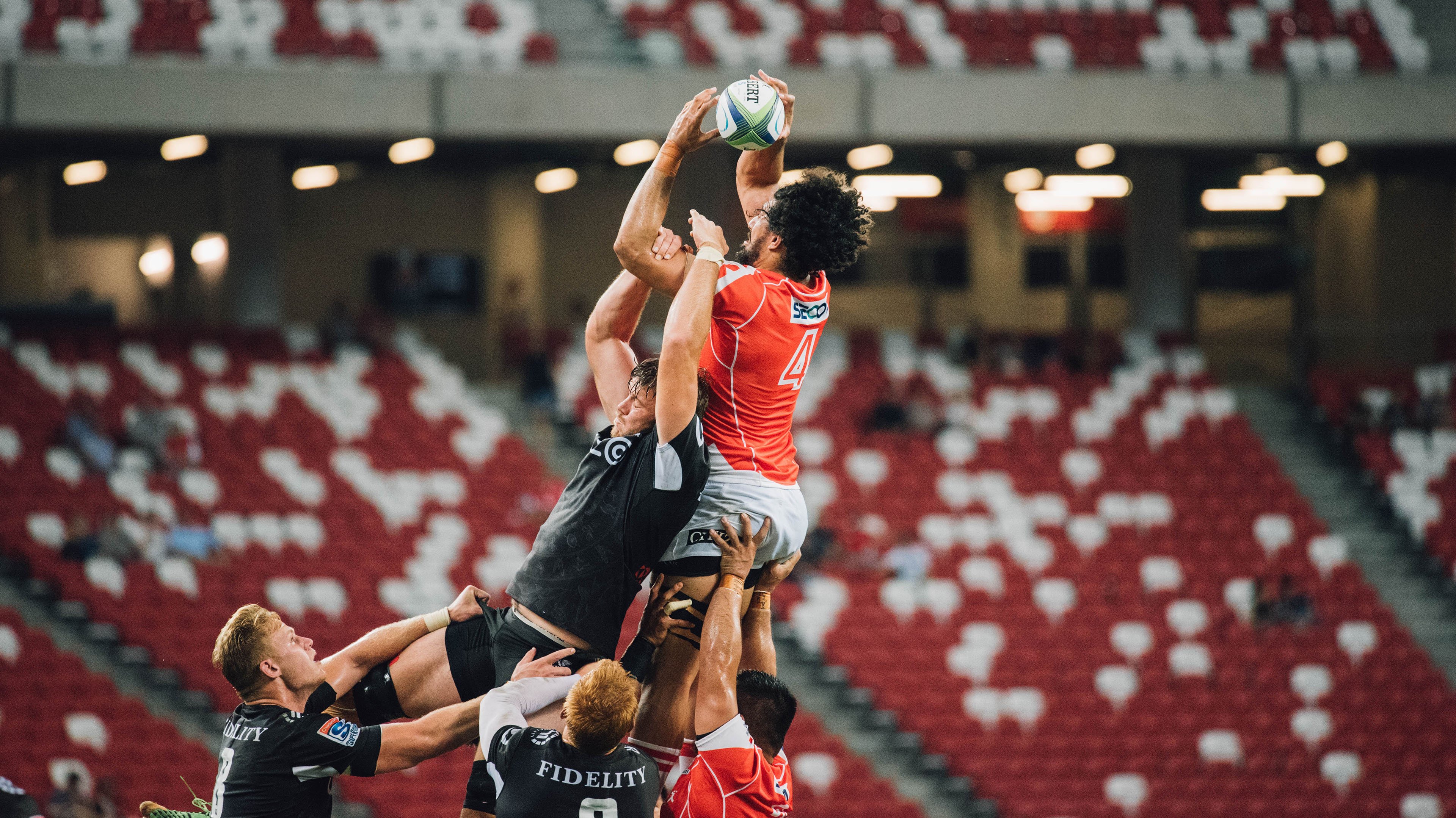 极速奇才与太空火箭，F1年度争冠的终极鏖战