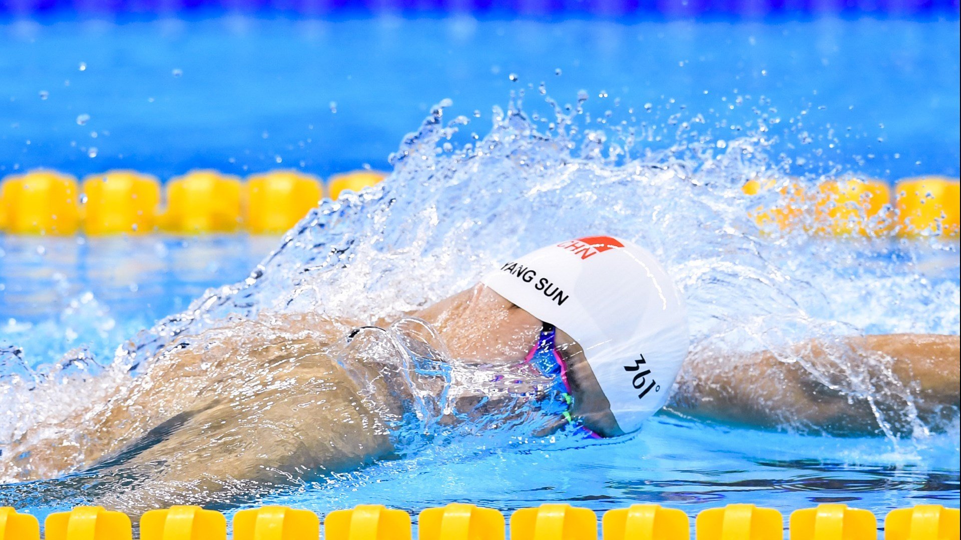 赛道上的星辰，保罗的完美之夜